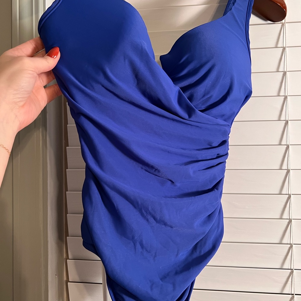 MiracleSuit one piece swim bathing suit 12 Blue